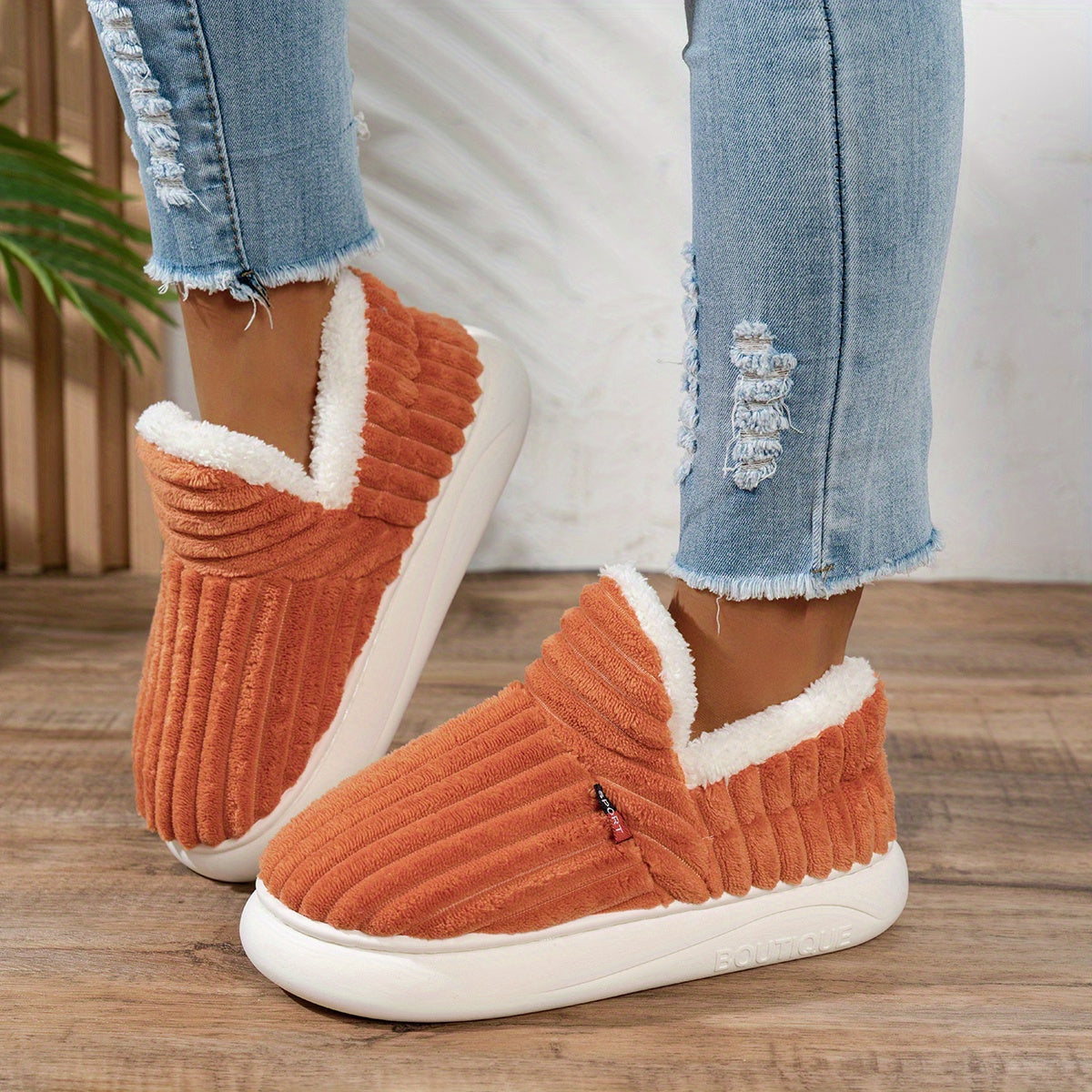 Mira I CozyStep Plüschhausschuhe